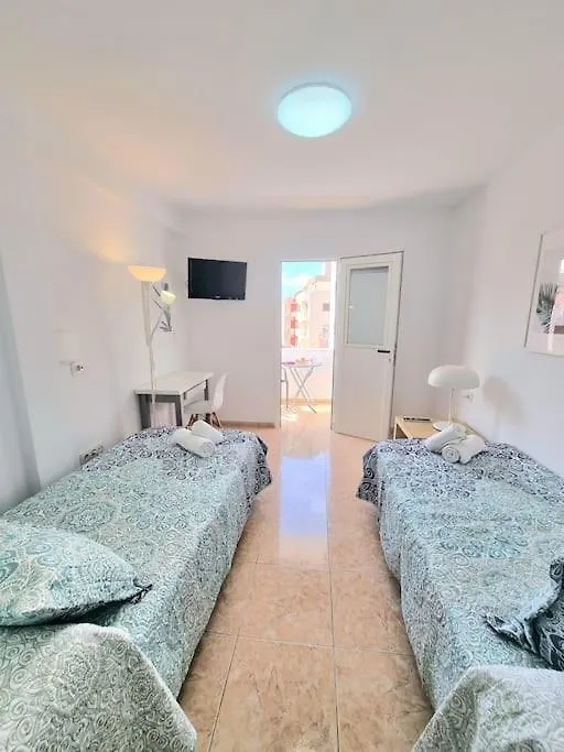 Suecia Loto Apartment Los Cristianos  Spain